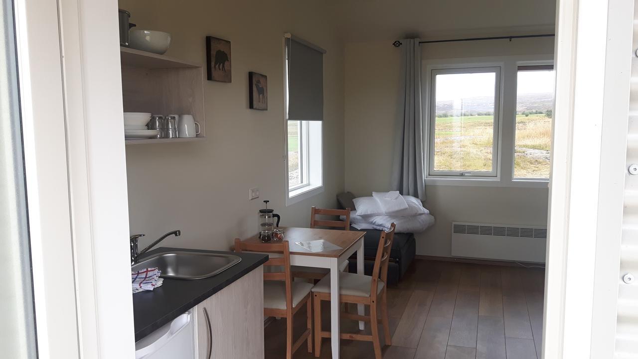Hjartarstathir Guesthouse Eidar Ngoại thất bức ảnh